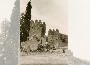 Torres de la muralla del S. XII y fuente pública. S. XII